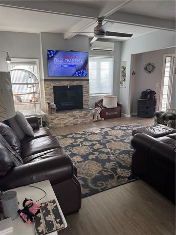 80 Phenix Avenue, Cranston, RI 02920