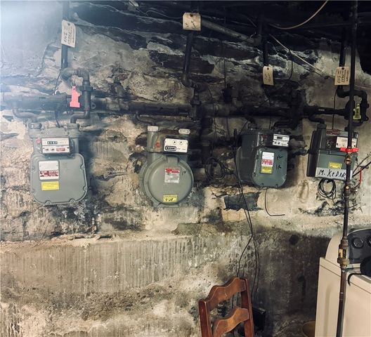 80 Phenix Avenue, Cranston, RI 02920