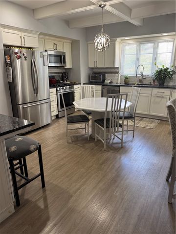 80 Phenix Avenue, Cranston, RI 02920