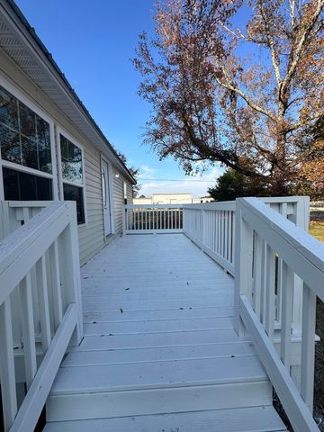 600 Flamingo Road, Sumter, SC 29153