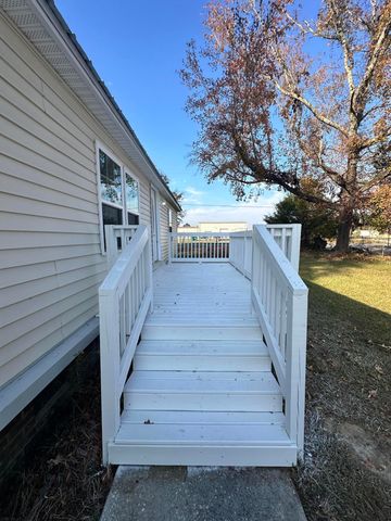 600 Flamingo Road, Sumter, SC 29153