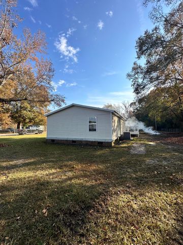 600 Flamingo Road, Sumter, SC 29153