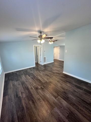 600 Flamingo Road, Sumter, SC 29153