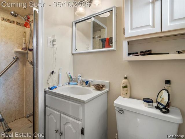 27445 Buckingham Street Street, Livonia, MI 48154