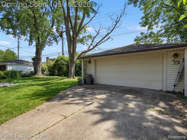 27445 Buckingham Street Street, Livonia, MI 48154