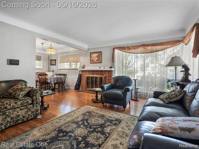 27445 Buckingham Street Street, Livonia, MI 48154