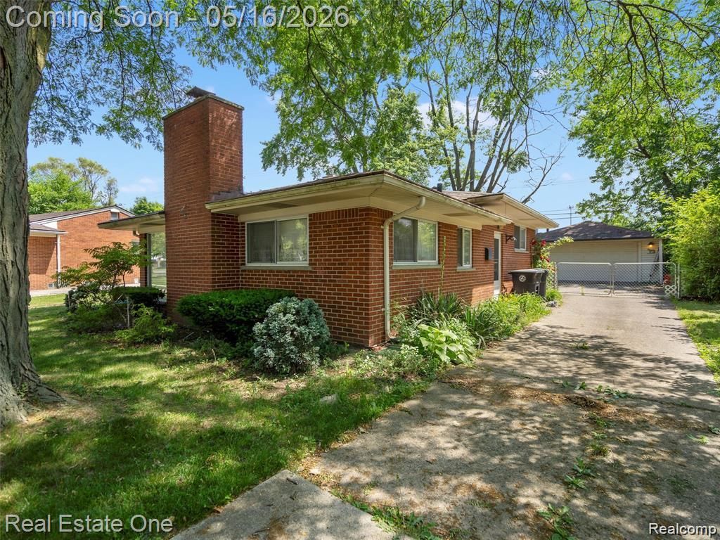 27445 Buckingham Street Street, Livonia, MI 48154