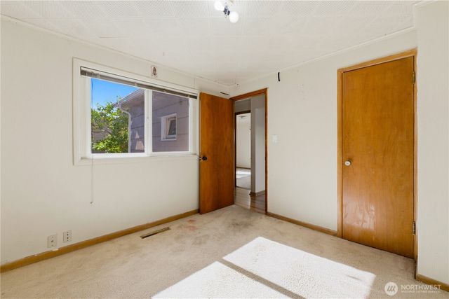7412 S 8th Street, Tacoma, WA 98465