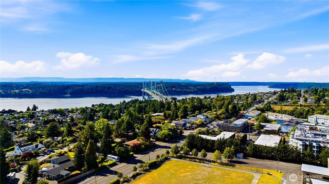 7412 S 8th Street, Tacoma, WA 98465