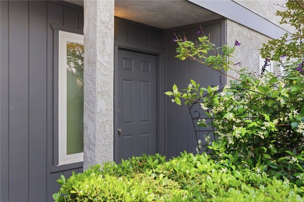 Image 4 of property listing at 9292 El Bordo A, Atascadero, CA 93422