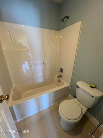 109 Trinity Drive, New Bern, NC 28560