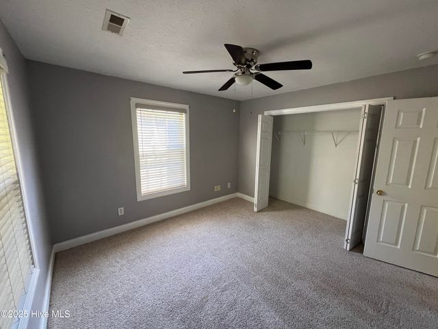 109 Trinity Drive, New Bern, NC 28560