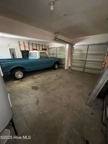 109 Trinity Drive, New Bern, NC 28560