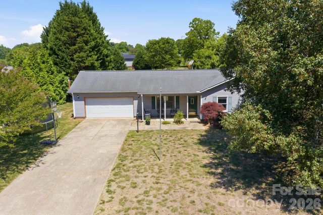 129 Salem Meadow Drive, Statesville, NC 28625