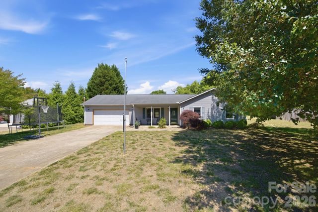 129 Salem Meadow Drive, Statesville, NC 28625