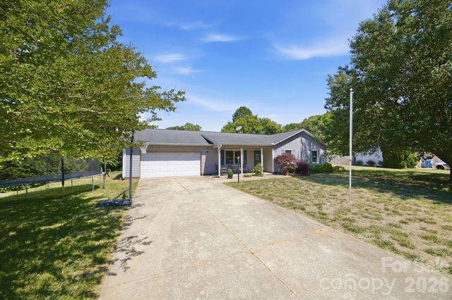 129 Salem Meadow Drive, Statesville, NC 28625
