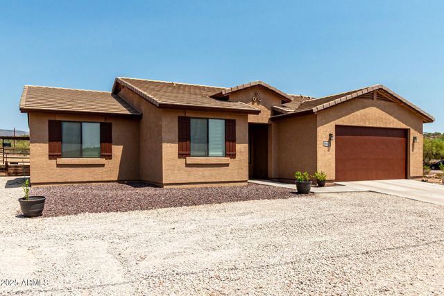 49115 N 1ST Lane, New River, AZ 85087