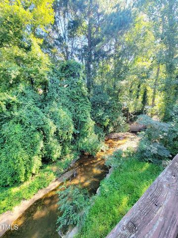 500 Brent Road 101, Raleigh, NC 27606