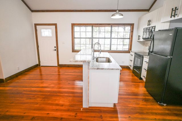 15104 Texas ST, Austin, TX 78734