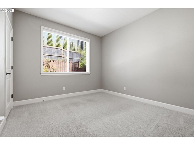 16873 Nw LYNCH Ln, Portland, OR 97229