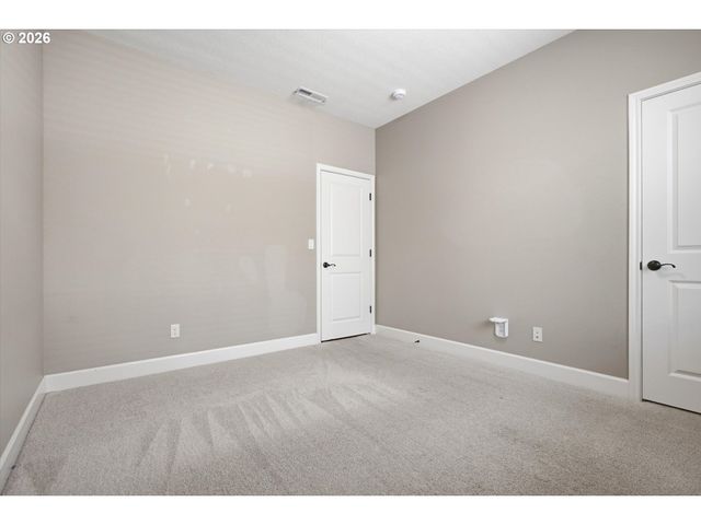 16873 Nw LYNCH Ln, Portland, OR 97229