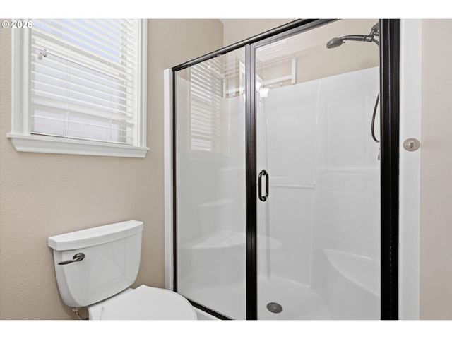16873 Nw LYNCH Ln, Portland, OR 97229