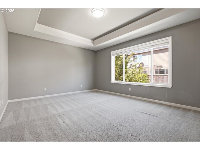 16873 Nw LYNCH Ln, Portland, OR 97229