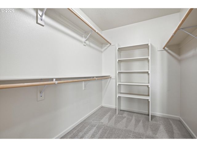 16873 Nw LYNCH Ln, Portland, OR 97229