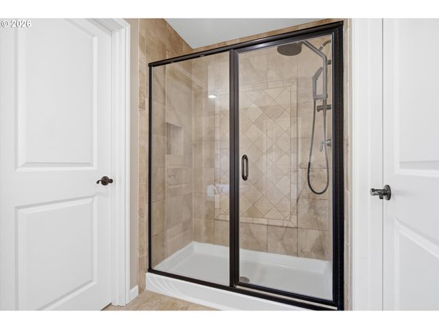 16873 Nw LYNCH Ln, Portland, OR 97229