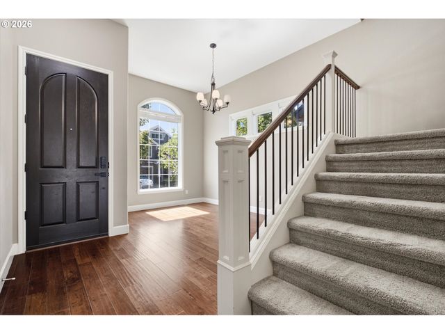 16873 Nw LYNCH Ln, Portland, OR 97229