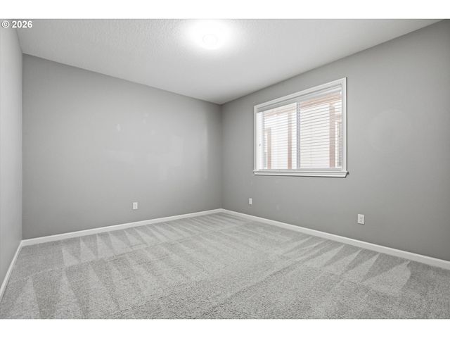 16873 Nw LYNCH Ln, Portland, OR 97229