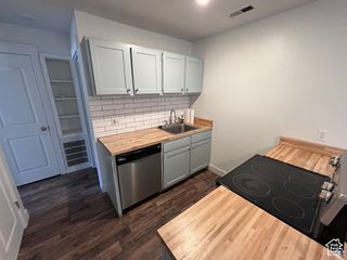 88 W 50 S #Q6, Centerville, UT 84014
