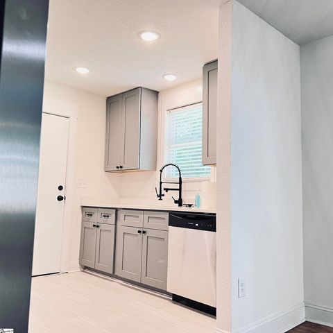 1703 E Washington Street, Greenville, SC 29607
