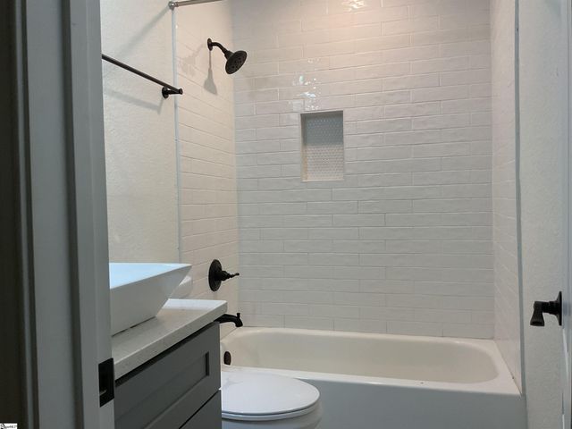 1703 E Washington Street, Greenville, SC 29607