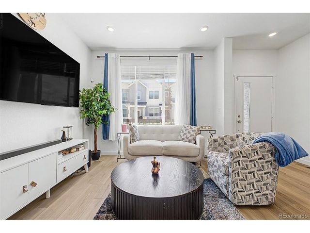 14586 W 91st Ave E, Arvada, CO 80005