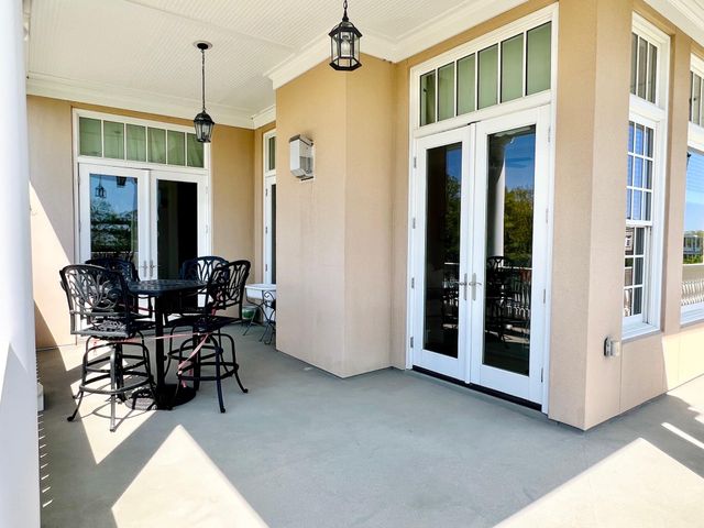 144 Fairbanks Oak Alley 4a, Daniel Island, SC 29492