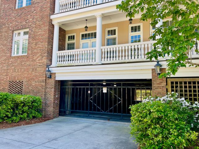 144 Fairbanks Oak Alley 4a, Daniel Island, SC 29492