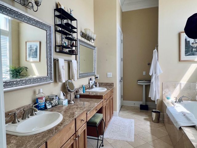 144 Fairbanks Oak Alley 4a, Daniel Island, SC 29492