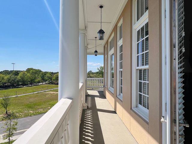 144 Fairbanks Oak Alley 4a, Daniel Island, SC 29492