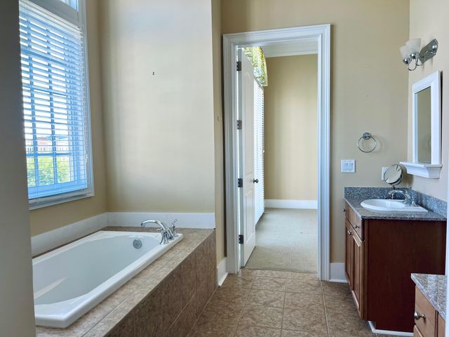 144 Fairbanks Oak Alley 4a, Daniel Island, SC 29492