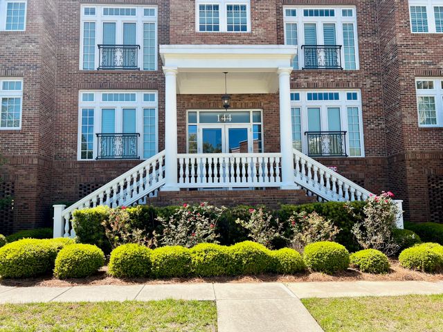 144 Fairbanks Oak Alley 4a, Daniel Island, SC 29492