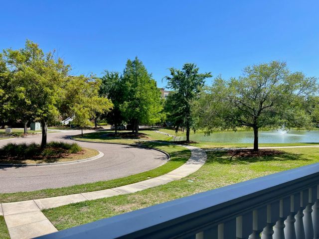 144 Fairbanks Oak Alley 4a, Daniel Island, SC 29492