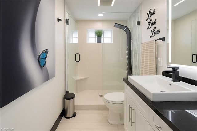 2560 2nd ST NE, Naples, FL 34120