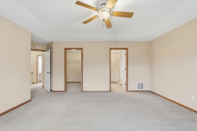 6449 Hedgecroft Avenue S, Cottage Grove, MN 55016