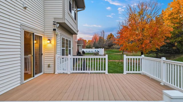 6449 Hedgecroft Avenue S, Cottage Grove, MN 55016