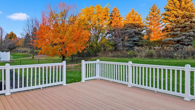 6449 Hedgecroft Avenue S, Cottage Grove, MN 55016