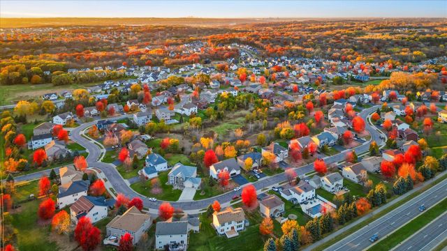 6449 Hedgecroft Avenue S, Cottage Grove, MN 55016