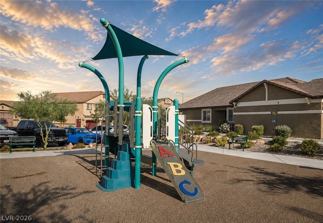7915 Aurora Sky Street 2, North Las Vegas, NV 89084