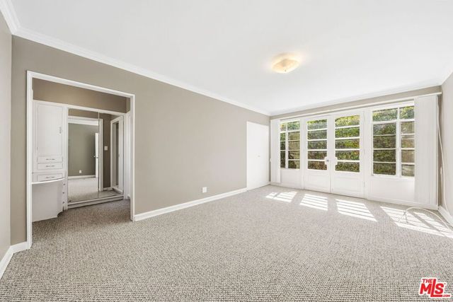 951 Masselin Avenue, Los Angeles, CA 90036