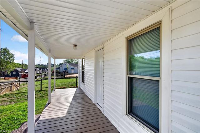 811 Vail Avenue, High Point, NC 27260